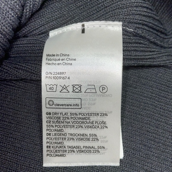 NWT H&M Ribbed Mock-Neck Dress - Picture 2 of 3